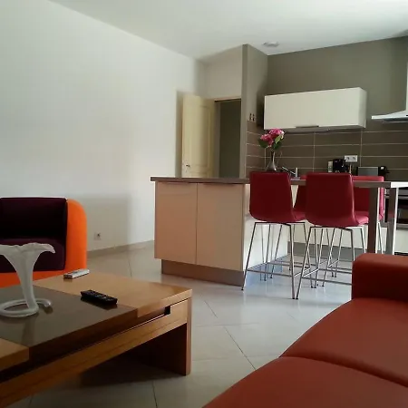 Сasa de vacaciones Holiday D81 Hameau Palazzu